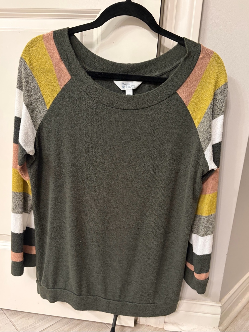 Multi-Stripe Sleeves lightweight sweater
